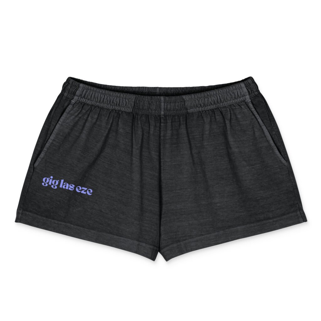 Women's garment-dyed shorts